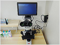 モニター付顕微鏡